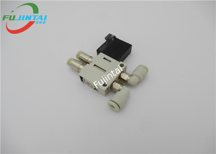 JUKI 750 760 SMT قطعات یدکی شیر الکترومغناطیسی ASM E25117250A0 VQD1121W-5MO-C4-X8